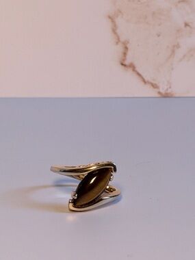 Gold Tone Tiger’s Eye Statement Ring – Marquise Stone – Size 6